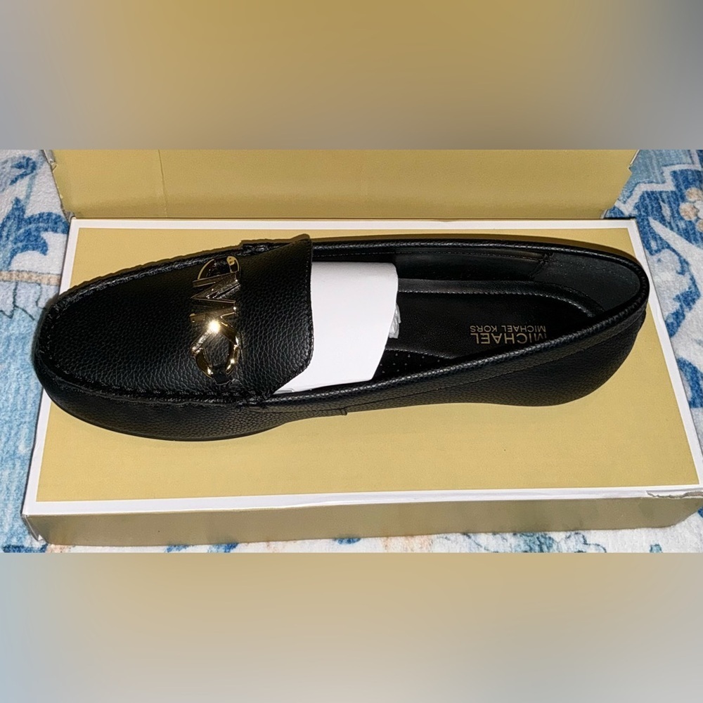 Michael Kors Leather Slip-On Black Reed Loafers (NWT)